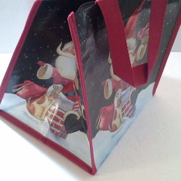 Lock and Lock Santa Climbing Down Chimney Tote - Picture 8 of 11